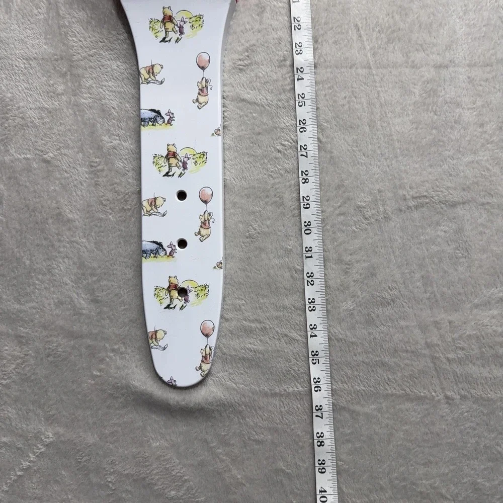 Disney Winnie the Pooh Wall Clock Analog Battery Powered Multicolor Plastic 36